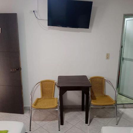 Hotel El Deportista Medellín Exteriör bild