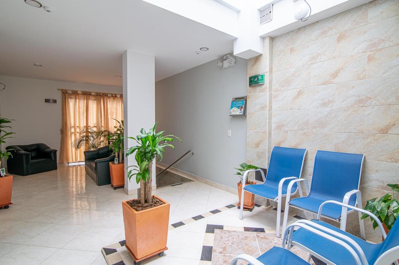Hotel El Deportista Medellín Exteriör bild