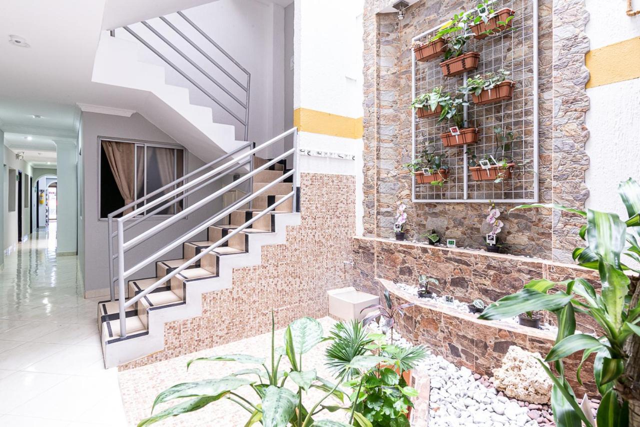 Hotel El Deportista Medellín Exteriör bild