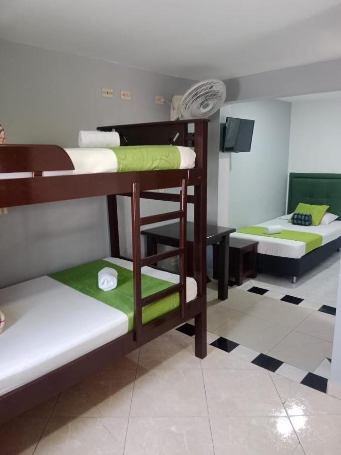 Hotel El Deportista Medellín Exteriör bild