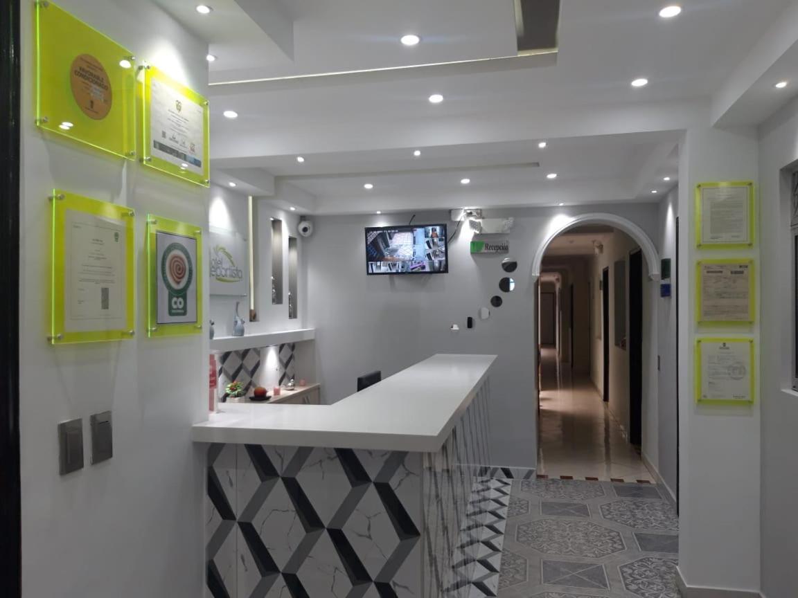 Hotel El Deportista Medellín Exteriör bild