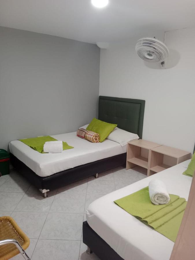 Hotel El Deportista Medellín Exteriör bild