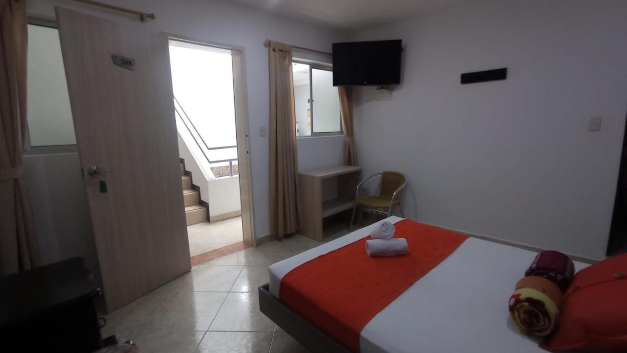 Hotel El Deportista Medellín Exteriör bild