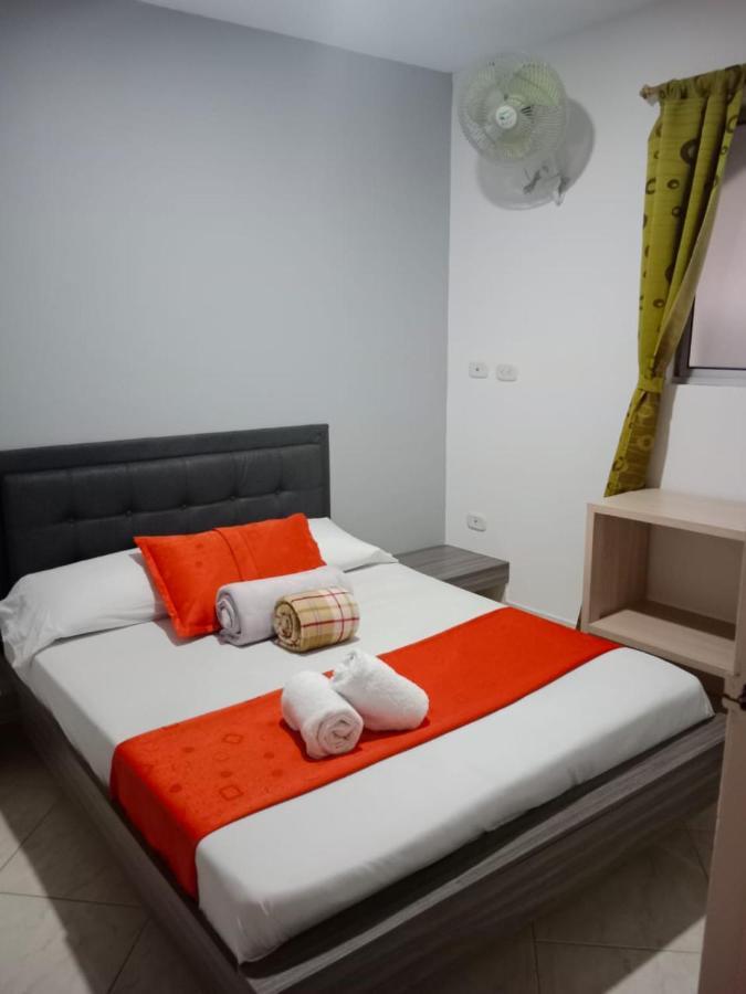 Hotel El Deportista Medellín Exteriör bild