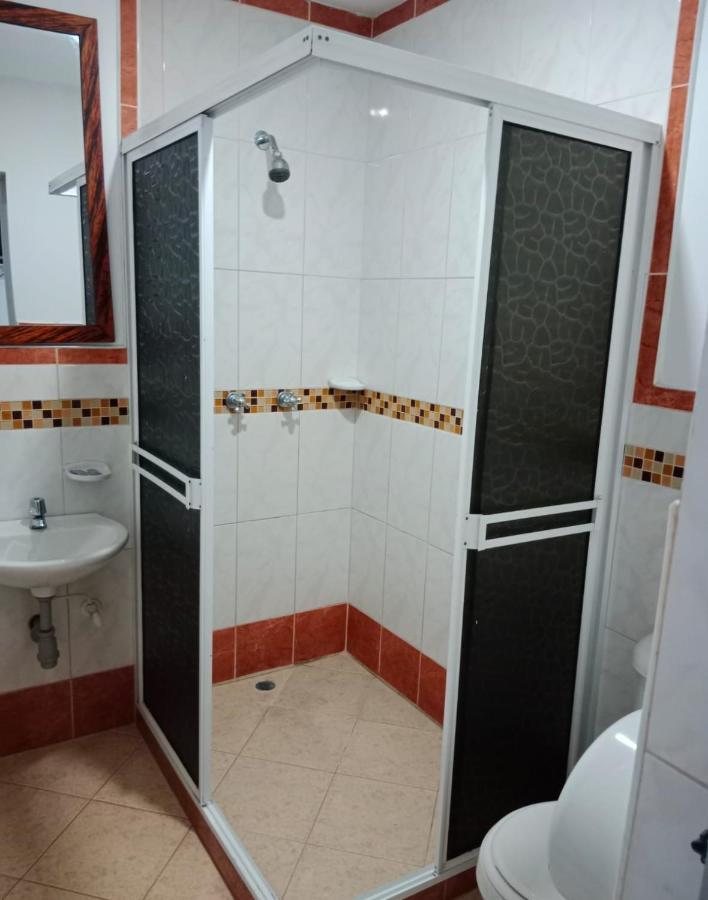 Hotel El Deportista Medellín Exteriör bild