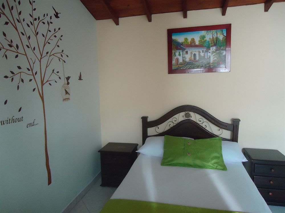 Hotel El Deportista Medellín Exteriör bild